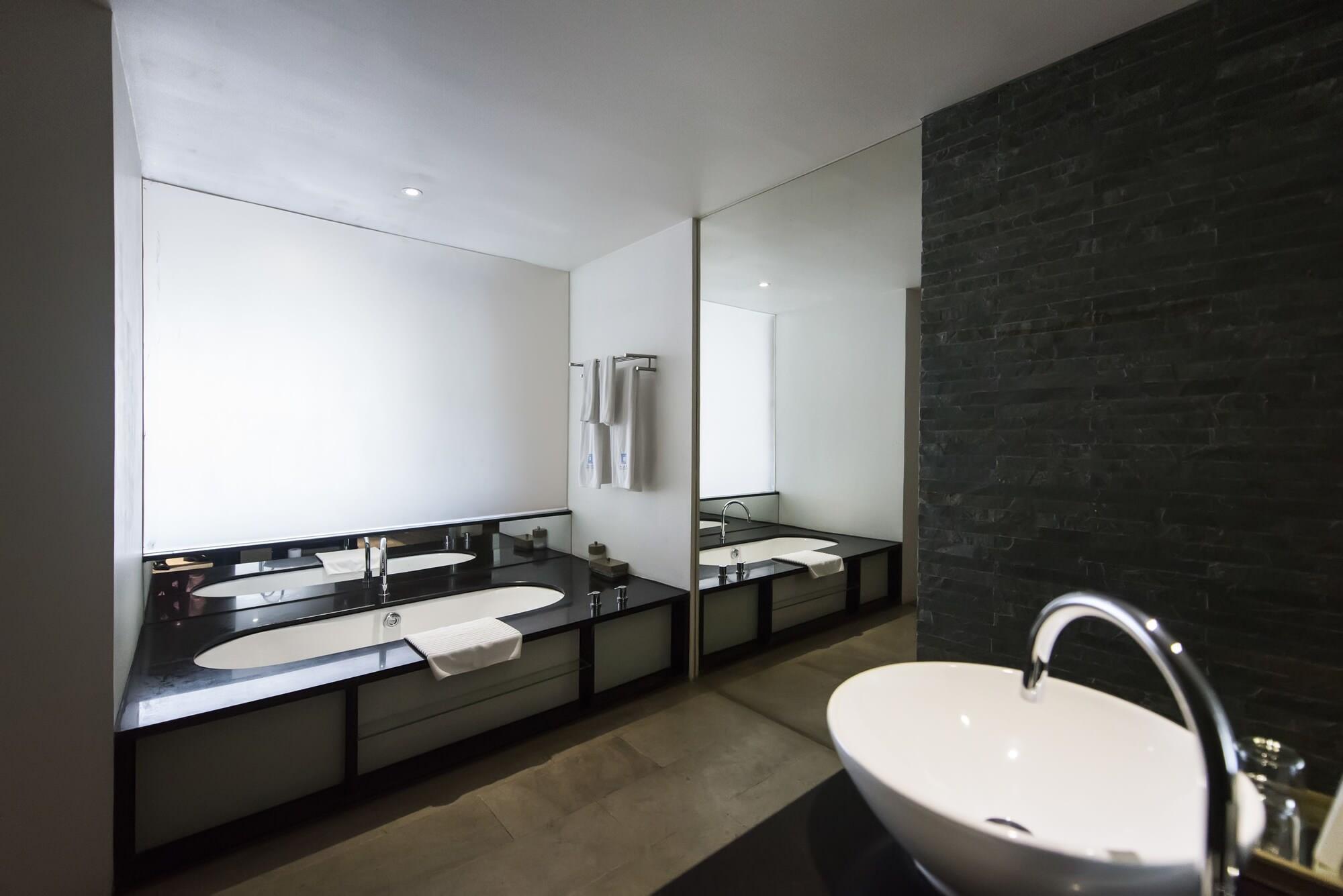 The Quay Boutique Hotel Phnom Penh Esterno foto